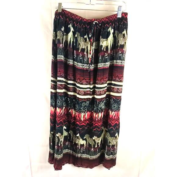 Dress barn Women's Skirt Size 18/20 Elastic Waist Red Black Animals Long Midi - Picture 6 of 6